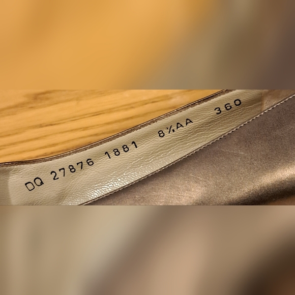 Vintage Salvatore Ferragamo Metallic Gold & Silver Boho Heel Shoe SZ 8.5AA - Picture 9 of 9